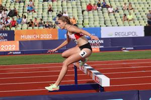 Lena Millonig bei der Euro 2022 in München über 3000m Hindernis